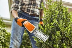 Stihl HSA 26 Cordless Hedge Trimmer - AS System -Stihl 15189
