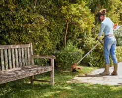 Stihl FSA60R Cordless Grass Trimmer -Stihl 1 0000s 0001 FS FSA60R EU AW 003