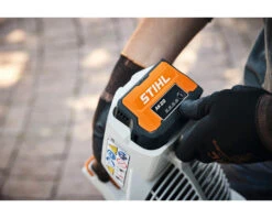 Stihl BGA57 Cordless Blower Set 11 Stihl BGA57 Cordless Blower Set -Stihl BGA57Setlifestyle