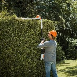 Stihl HLA56 Cordless Long Reach Hedgetrimmer 10 Stihl HLA56 Cordless Long Reach Hedgetrimmer -Stihl HLA56MainImage4